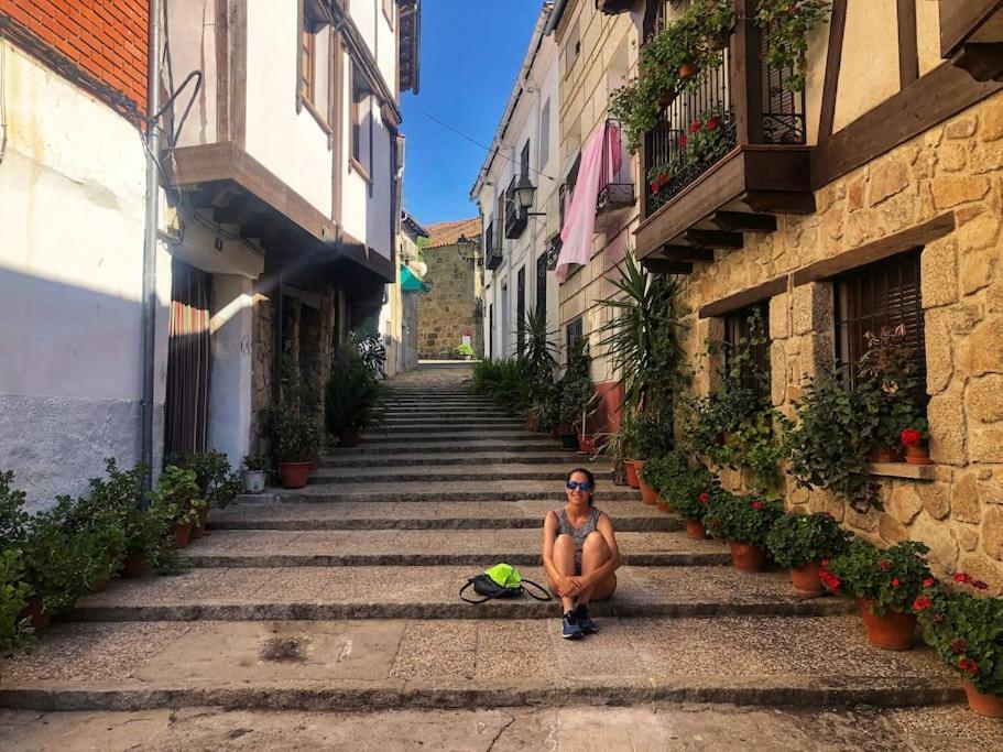 Casa Rural En Candeleda Con Piscina Y Un Maravilloso Jardin Bagian luar foto