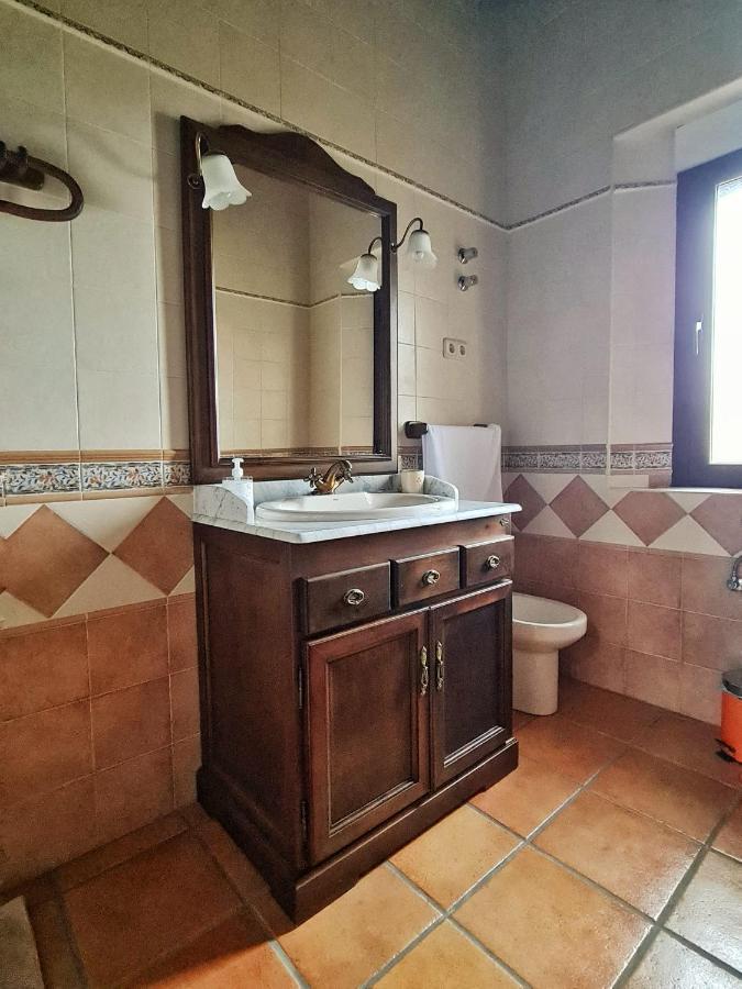Casa Rural En Candeleda Con Piscina Y Un Maravilloso Jardin Bagian luar foto