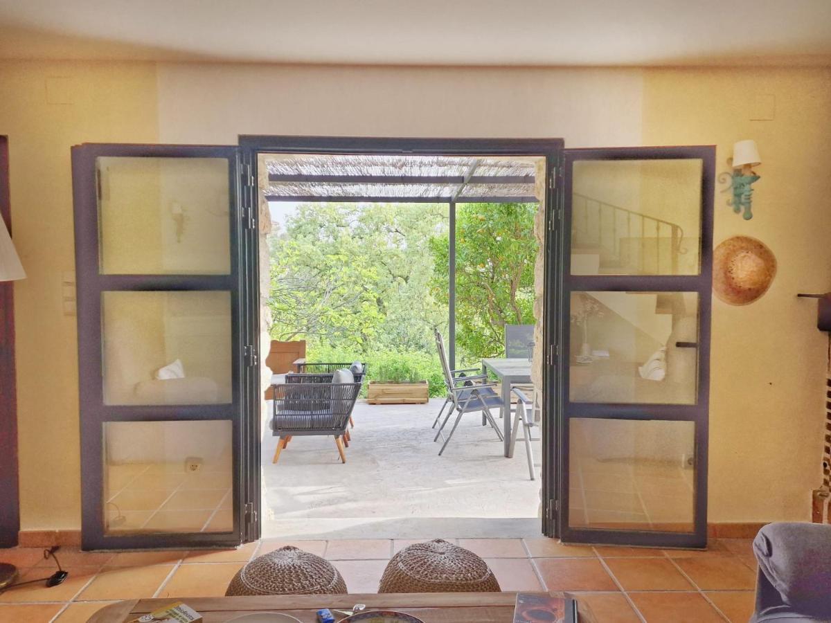 Casa Rural En Candeleda Con Piscina Y Un Maravilloso Jardin Bagian luar foto