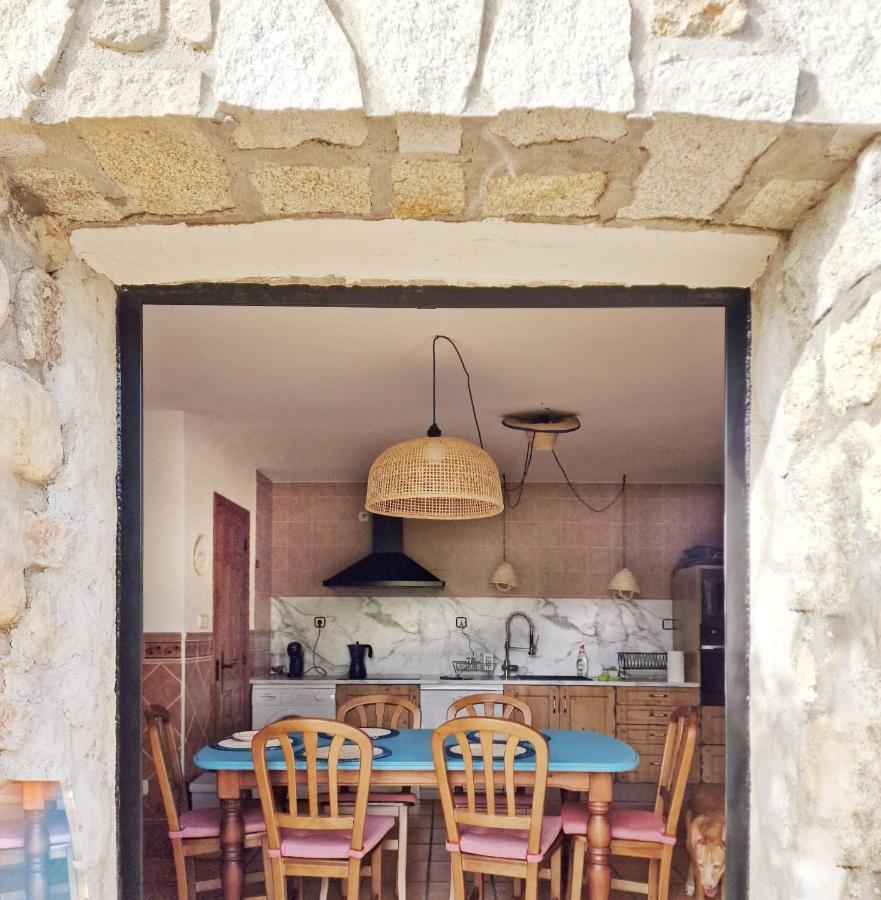 Casa Rural En Candeleda Con Piscina Y Un Maravilloso Jardin Bagian luar foto