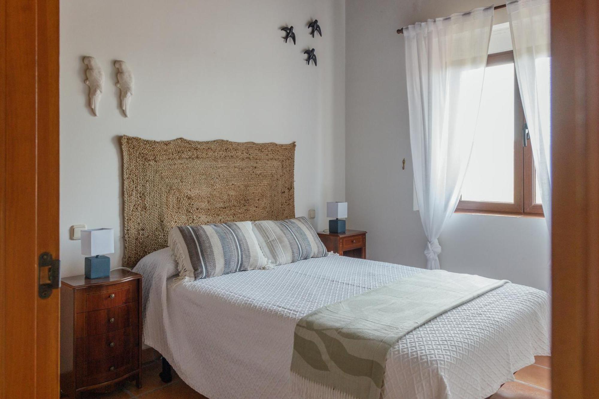 Casa Rural En Candeleda Con Piscina Y Un Maravilloso Jardin Bagian luar foto